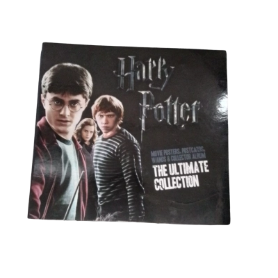 Harry Potter ultimate collection cards posters in binder/ folder