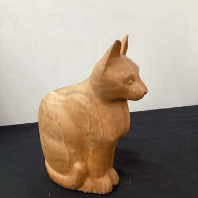 Pine Tree Antiques  Wooden  Sitting Cat