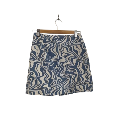 Ghanda Womens  Size 6 Denim Skirt / Mini Skirt Blue / White 