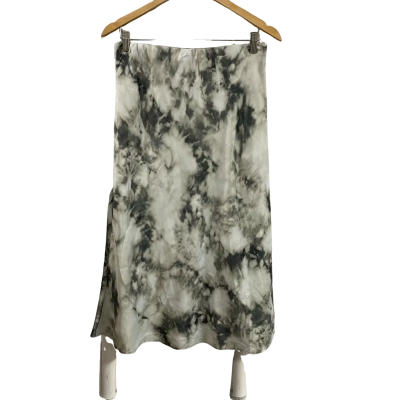 Decjuba Womens  Size M Marilyn Midi Skirt Green Tie Dye