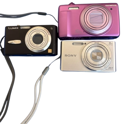 X3 cameras - all have batteries but no charging cables *AS IS parts only 
