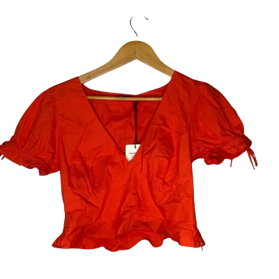 All About Eve Womens  Size 10 Cropped Top Red 