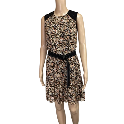 Cue women’s floral dress size 6 