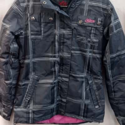  Womens XTM Size 8 Winter Jacket Black  / Grey / Pink  
