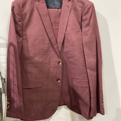 Connor Mens Suit Jacket Size 44  Pants Size 35 Maroon 