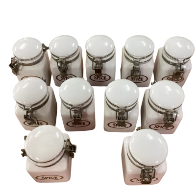 Maxwell & Williams spice canisters x11