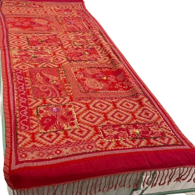 Red Decorative Tablecloth Throw Wool 180cm (Loose Manchester)