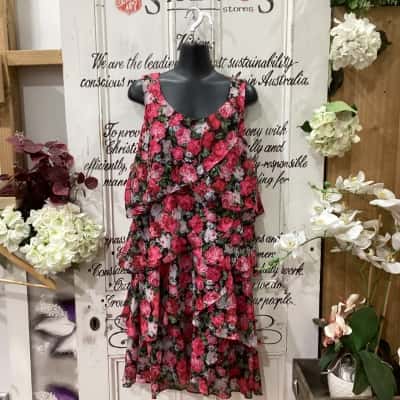 Liz Jordan Brand! BNWT RRP $199.99!! CORAL BLUSH FLORAL SLEEVELESS LAYERED TIERED MIDI DRESS! AN ONLINE EXCLUSIVE! Womens  Size 14 Floral Dress / Midi Dress / Sleeveless Dress  Black  / Floral / Pattern / Pink  