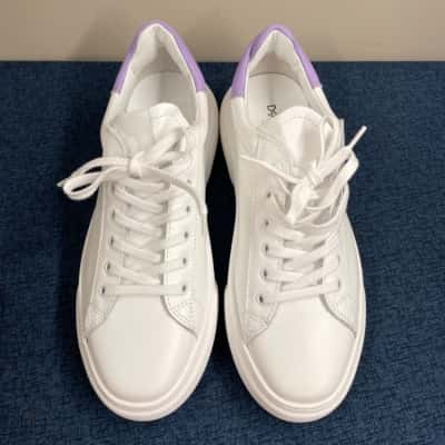 DOF Studios  Womens  Size 39 Purple / White d