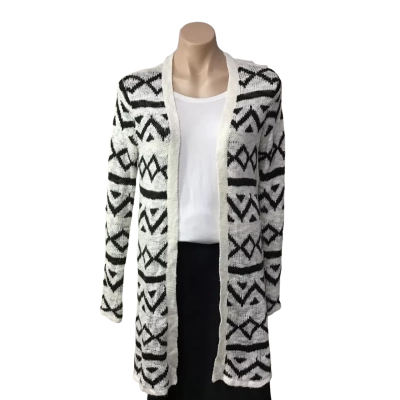 Miss Shop Womens Size 8 White /  Black  Diamond Pattern Long Cardigan