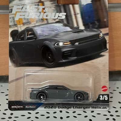 Hot Wheels Premium Fast and Furious 2020 Dodge Charger Hellcat