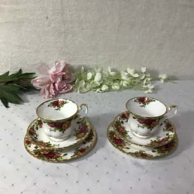 Vintage Royal Albert “Old Country Roses” Bone China Cup Saucer & Plate (x 2 sets)