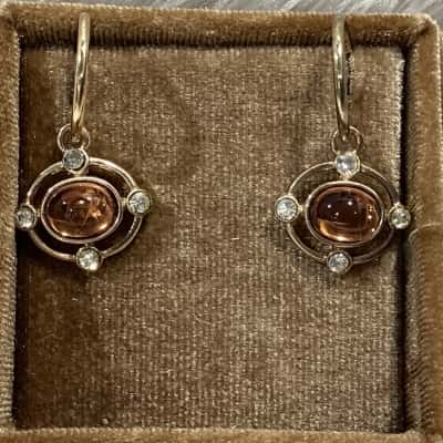  Women's Gold Tone Earrings 