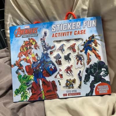 Marvel Avengers Sticker Fun Activity Case 
