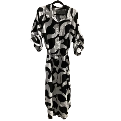 BNWT Katies Womens  Size 10 Midi Dress Black  / White RRP $99.99