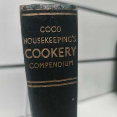 Vintage Good Housekeeping's Cookery Compendium Hardcover Book Waverley