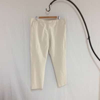 Perri Cutten Womens  Size 16 Cream 