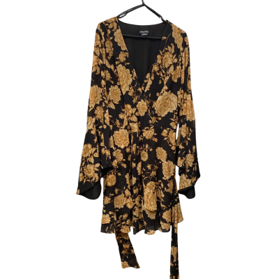 Women’s City Chic   Size XL Wrap Dress Black  / Floral / Orange 