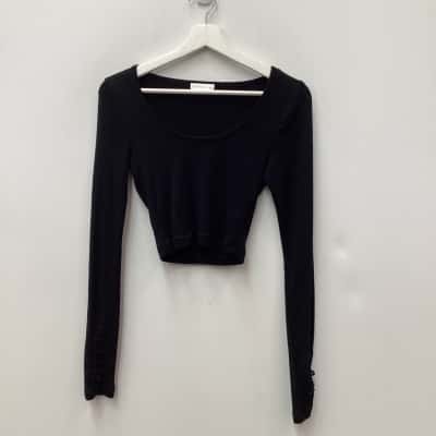 Kookai Womens 100% WOOL Size 1 Cropped/ Long Sleeve Top Black  