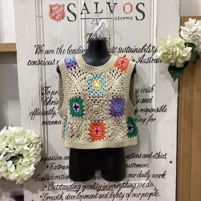 Stradivarius Brand! BNWT  HANDMADE CROCHET GARMENT! Womens  Size M Beige / Multicoloured / Pattern 