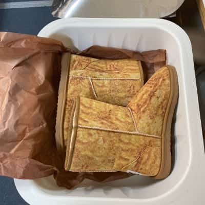 RARE FIND ! McDonald’s Nuggies Ugg Boots 