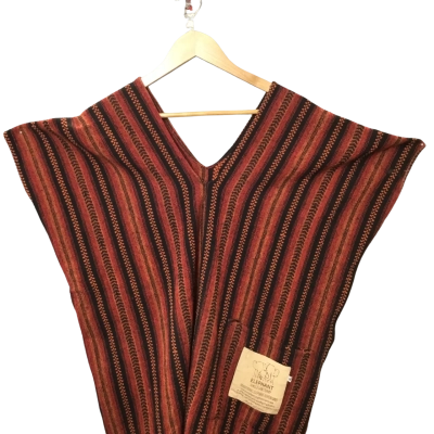  Elephant Jungle Sanctuary Mens Ponchos Size XL Black  / Burnt Orange 