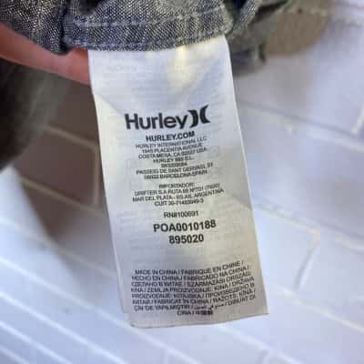 Hurley Mens  Size M Short Sleeve Shirt Grey 