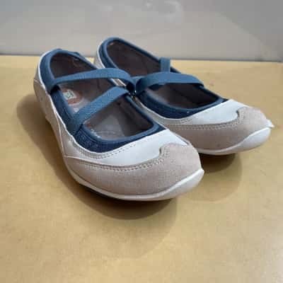 Natural Sport Womens Size 7 Blue / Cream / White 