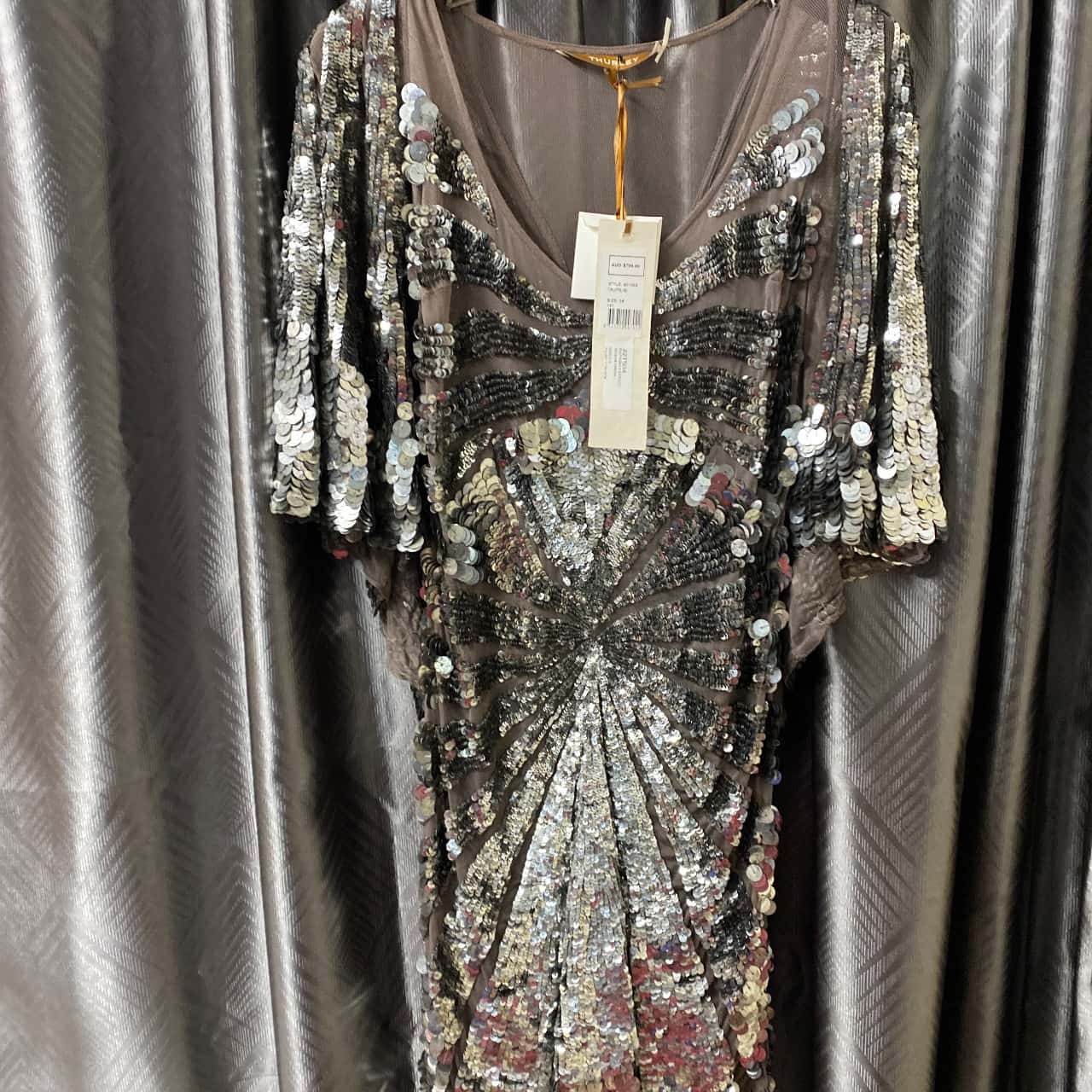 Thurley Women's Silver Sequin Dress Size 14 BNWT (s)