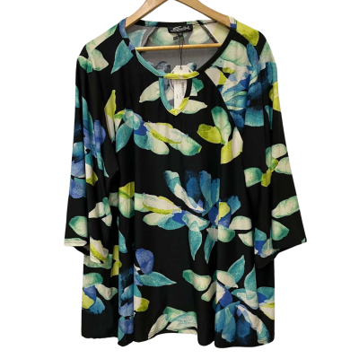  Swish Fashion Waterfall Keyhole Top Size 26