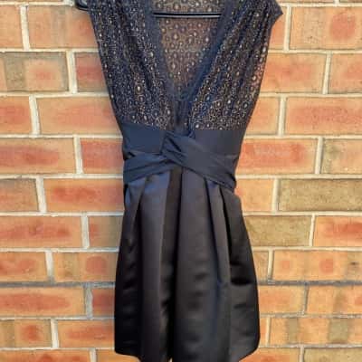 Razak Womens Dress Size 4 Black With Gold Detaling