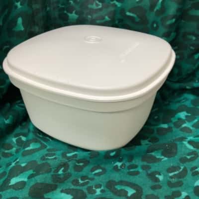 Tupperware Multi Server Square.