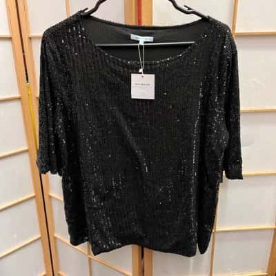  Womens  Size M 3/4 Sleeve Top Black  Sequin
