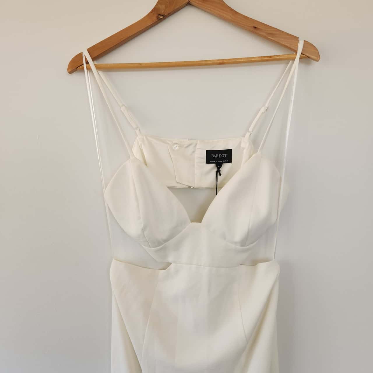 Bardot CUT OUT SLIT MIDI DRESS IN IVORY Size 12 / L (s)
