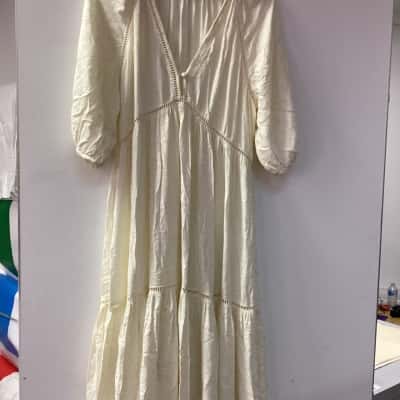 Tigerlily Womens  Size 14 Formal Dress Off White 