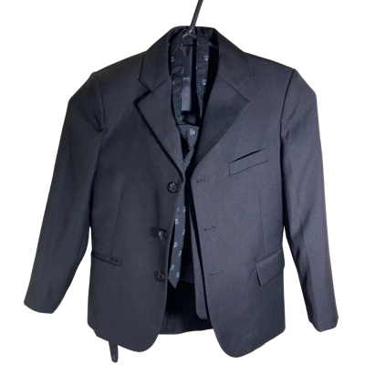 Mini World Kids Size S three piece suit and trouser