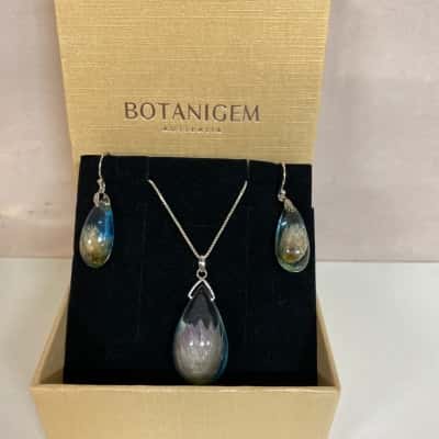 BNWT Stamped 925 Botanigem Necklace Earring Set