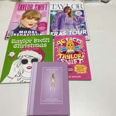 Taylor Swift Set/5 Asstd Books 