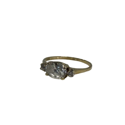 9 ct. (375) Gold Ring w/ 3 Faceted Cubic Zirconia Stones/Crystals (2 grams) - Size 6