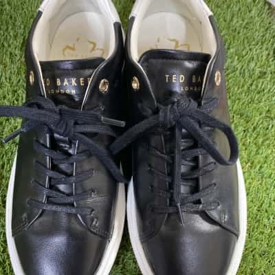 Ted Baker Womens  Size 38 Sneakers Black  / White 