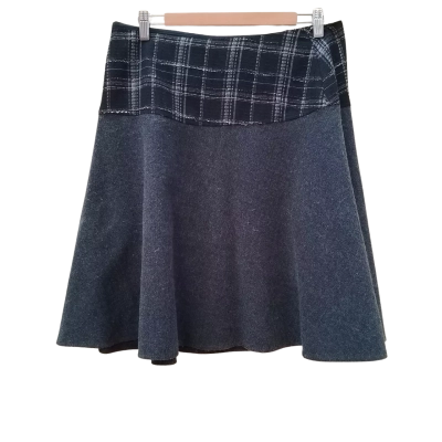  Womens Saloman Wool Blend Skirt Size M