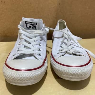 Converse unisex Size 8 Men And Women’s 10