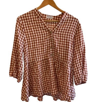 “Muting” Womens  3/4 sleeve Top -Size L -Checked 