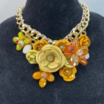  Women’s Costume Metal/Plastic Necklace Floral 