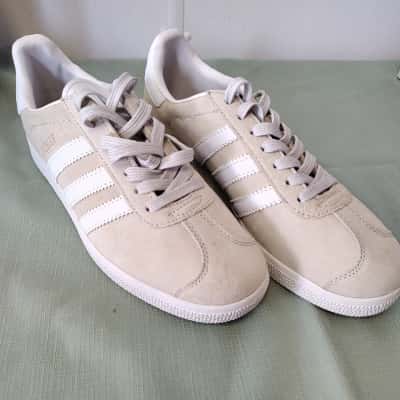NEW Mens Cream / Nude / Off White / White Adidas Gazelle Sneakers 