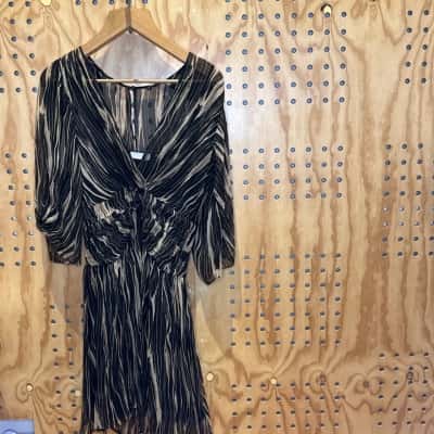 Sass & Bide Womens  Size 12 Mini Dress Black  striped