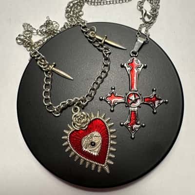 Set of 2 Gothic Style Necklaces 