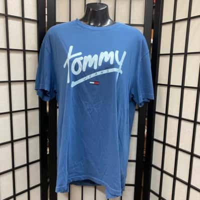 Tommy Hilfiger Mens  Size M Short Sleeve T-shirt 