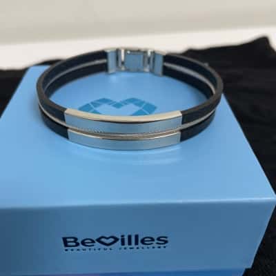 Bevilles Mens Black/ Silver Bangle 