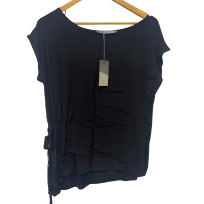 Katies Womens  Size S Short Sleeve Top Black  